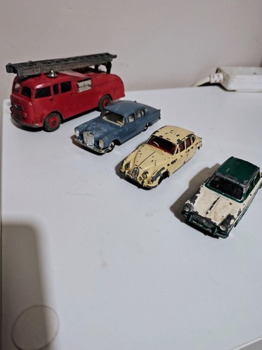 Collection dinky toys - of, 4