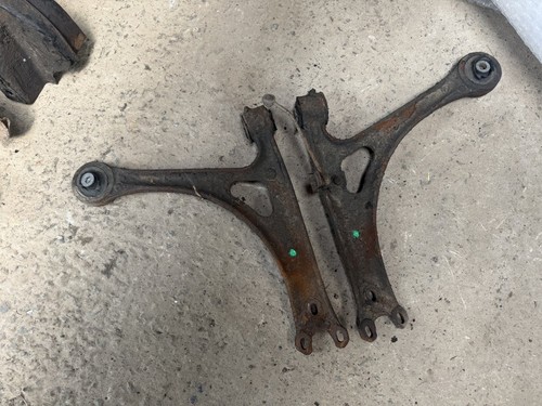 Audi 180 225 150 - 180, pair