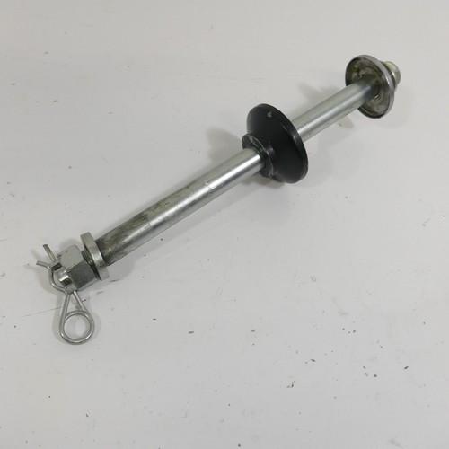 Kawasaki 1000 rear axle - z, st