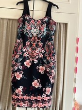 BNWT LADIES  FLORAL  BODY CON