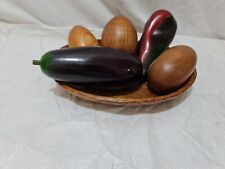 solid wood   serving bowl   +5 pcs solid wooden veg/eggs  in good  condition