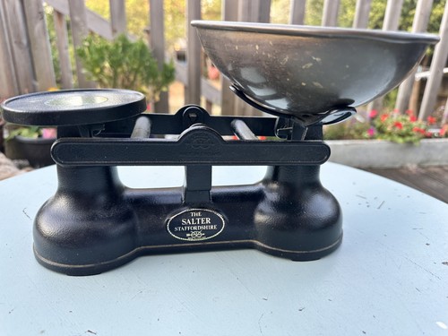 Salter vintage black cast - vintage,