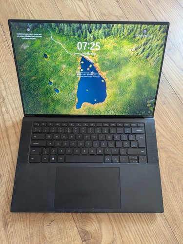 Dell xps 9500 core i5 - 15,
