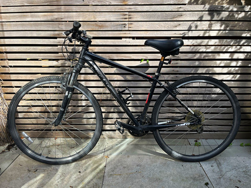 Specialised hybrid bike - specialised, bike.