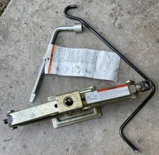 1998/1905 Suzuki Grand Vitara