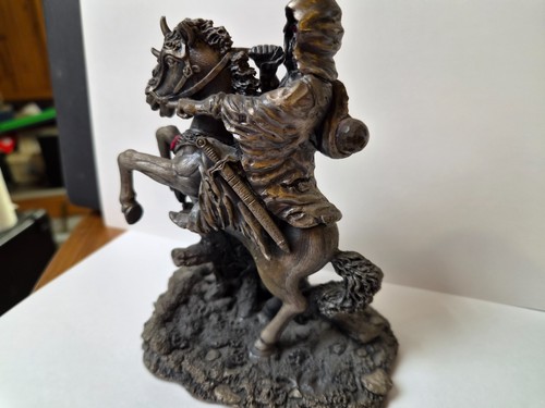 Hobbit figurine tudor mint - hobbit,