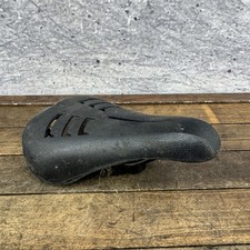 Vintage GT GT-12 BMX Saddle