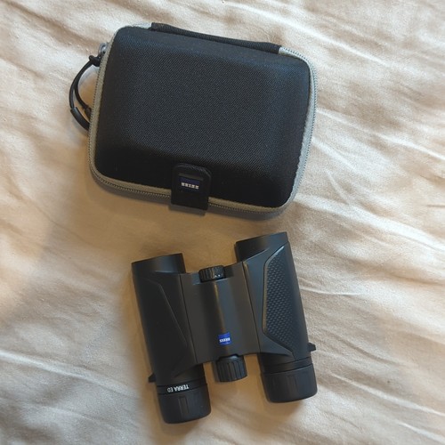 Zeiss terra 10x25 compact - zeiss,