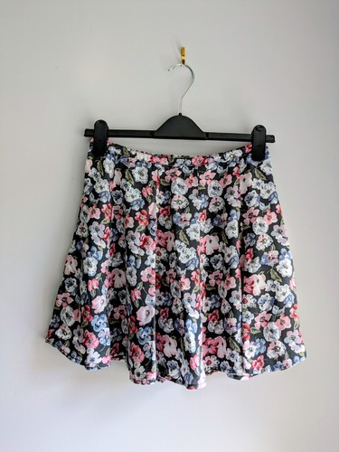 Hollister floral skater - , skirt