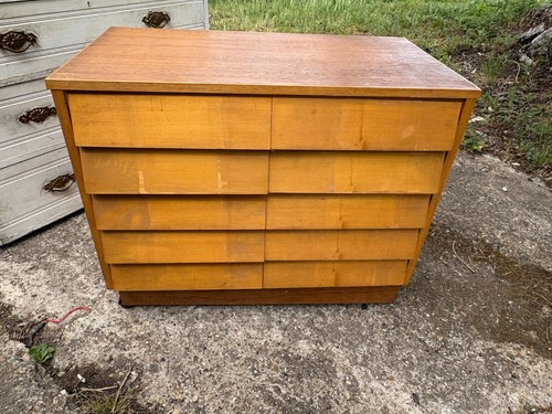 Chest wooden drawers on - chest,