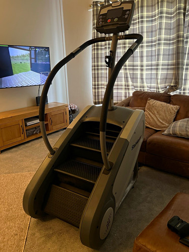 Stairmaster stair machine - stairmaster,