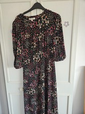 Oasis Midi Dress Size M