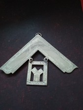 Vintage masonic past masters collar jewel dated 1976/1977