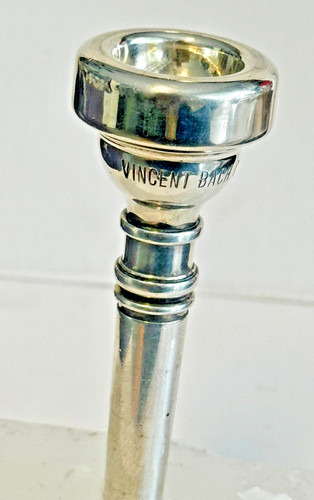 Vincent bach corp - 1x, cornet
