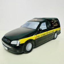 Wade Ringtons Ford Escort Ceramic Money Cash Box Advertising Van