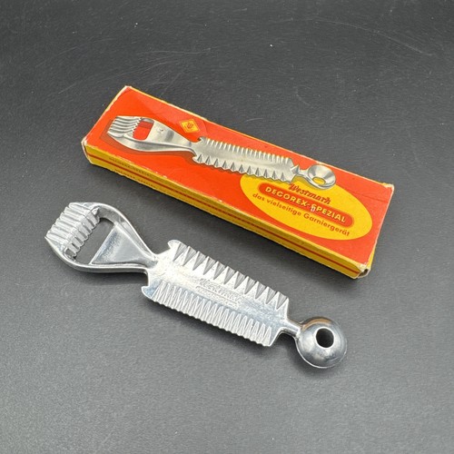 Vintage kitchen gadget - kitchen,