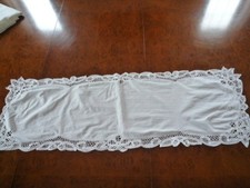 VINTAGE  FINE COTTON  TABLE