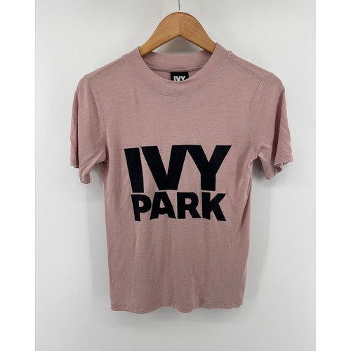Ivy park logo graphic - ivy, short