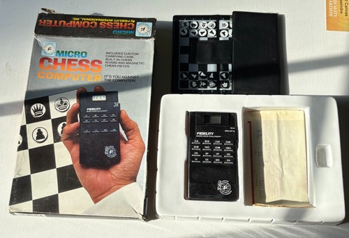 Fidelity micro chess - fidelity,