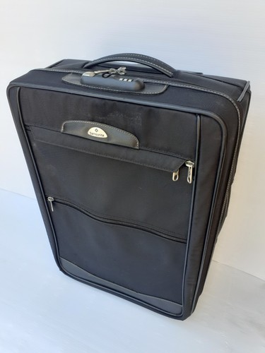Samsonite black soft shell - black,