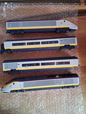 HORNBY 'OO' GAUGE 4 CAR