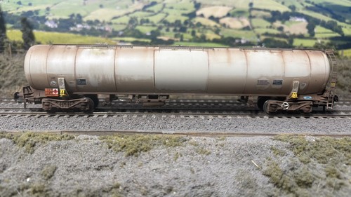 Revolution trains gauge - oo,