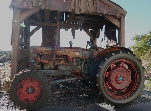 Universal hobbies fordson - uh,