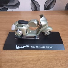 1/18th Model Vespa Scooter 125