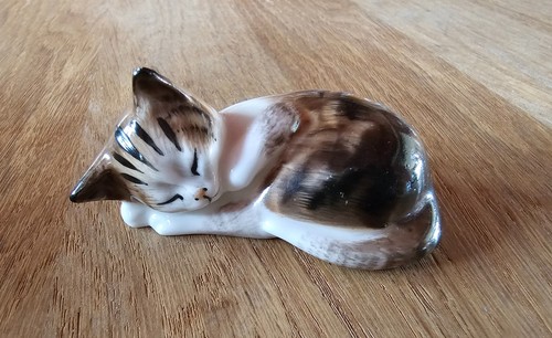 Royal doulton vintage - royal,