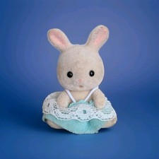 Sylvanian Families Baby Ivory