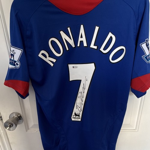 Ronaldo cr7 signed manchester - signed,