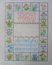 TAPESTRY BOX PRINTED CANVAS to EMBROIDER - A.B.C. SAMPLER with FLOWERS  15x11"