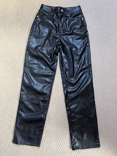 Divided black faux leather - divided,