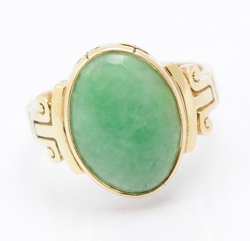 9ct yellow gold ring with - 9ct,