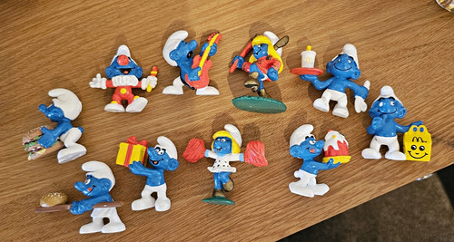 Mcdonald the smurfs toy - smurfs,