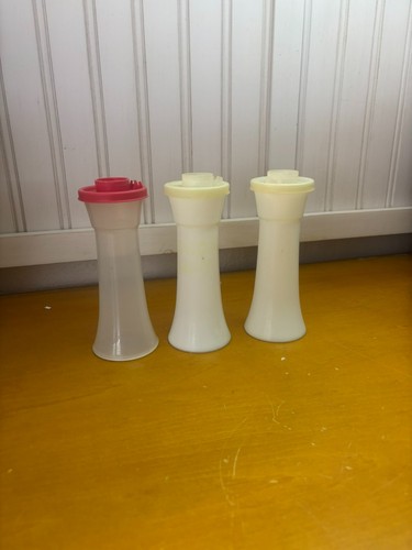 Vintage tupperware salt and - vintage,