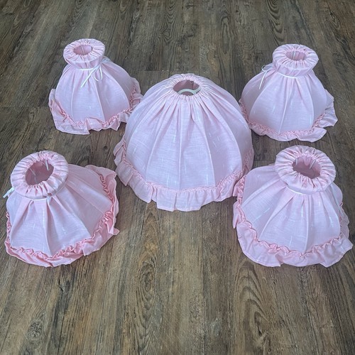 Vintage pretty pink fabric - x,
