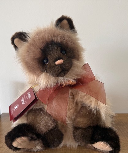 Charlie bears queenie kitten - bears,