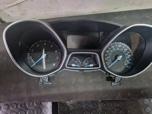 Ford focus speedo clocks - focus,