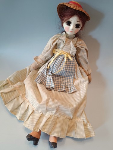Vintage collectible - vintage, 18"