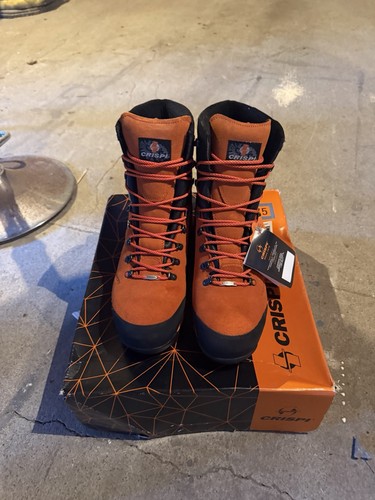 Crispy chainsaw boots - chainsaw,
