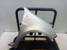 Renault clio right front - right,