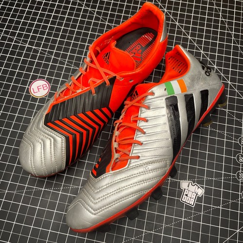 2014 adidas predator - ⚪,