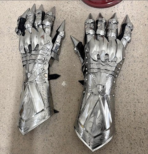 Replica knight gloves - gloves, used