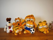 5 Garfield Stuffed Teddies and