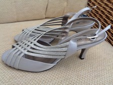 LADIES PAVERS SILVER GLITTER