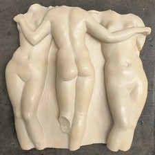 THE THREE GRACES Sculpture