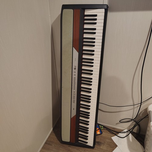 Korg 250 key digital - sp-250, 88-key