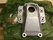 ALVIS SARACEN - STEERING BOX FRONT COVER, NOS, FV119666 1 ONLY