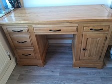 Solid Oak Desk Pre-owned